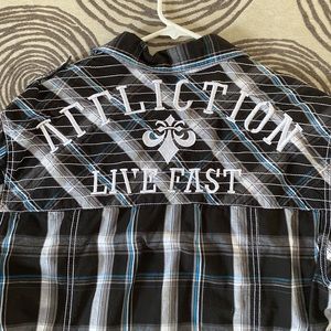 🔥☠️Affliction button up shirt. Awesome looking shirt. XL 🔥☠️